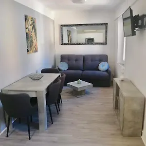 joli-appartement-tout-equipe-sur-le-port.fr-provencehotel.com/