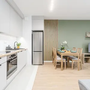 https://city-family-apartments.warsawhotelspoland.com